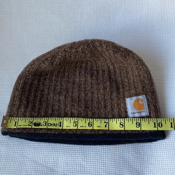 Carhartt brown beanie with fleece lining and brand's logo patch on the front OS - Picture 5 of 6